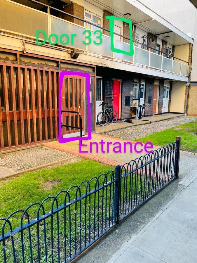 Studio Apartment In London, Bethnal Green Екстериор снимка